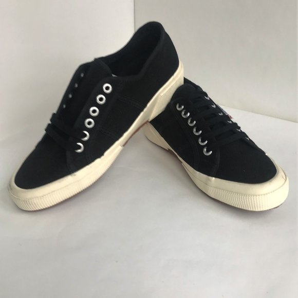 black superga cotu